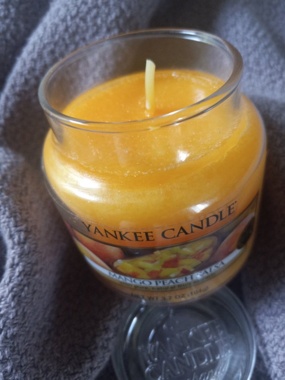 Vintage Yankee Candled Mango Peach Salsa NWT - Picture 2 of 4
